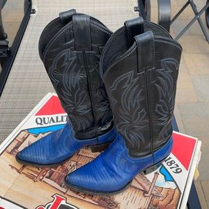 VINTAGE JUSTIN’S COWBOY BOOTS